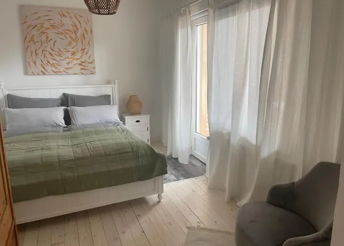 Relitto Sommerhaus דירה בורקום